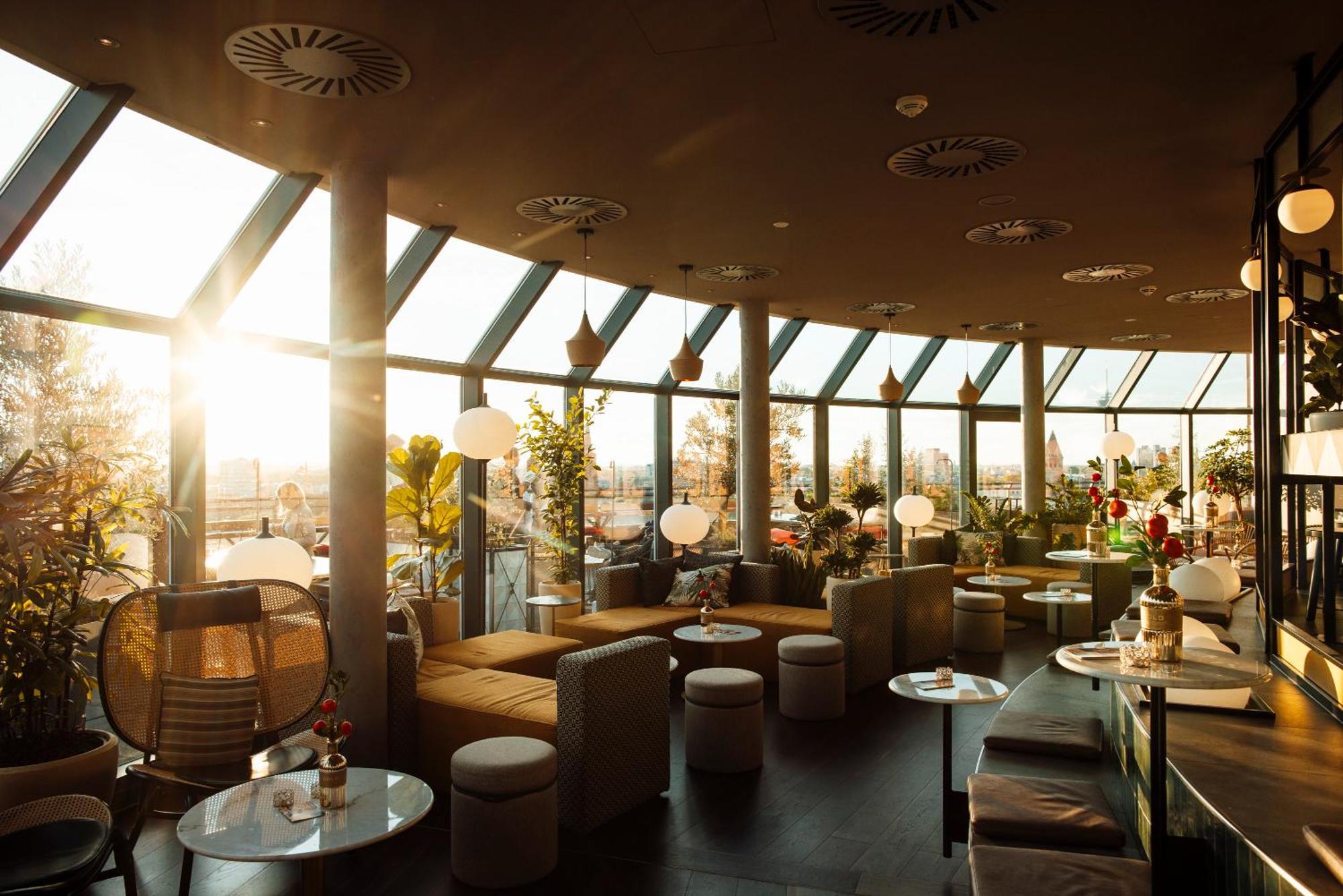 Wasserturm Cologne, Curio Collection By Hilton 4* Köln