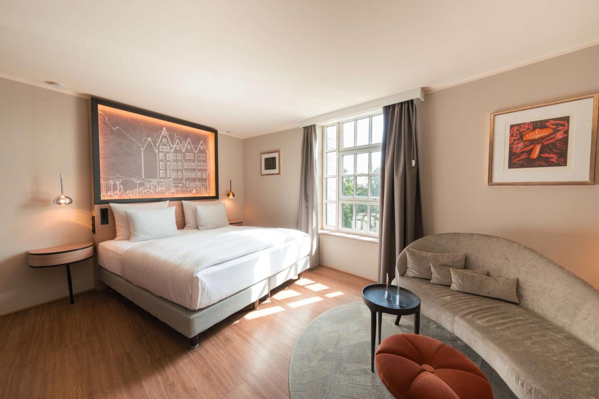 Wasserturm Cologne, Curio Collection By Hilton Hotel Cologne